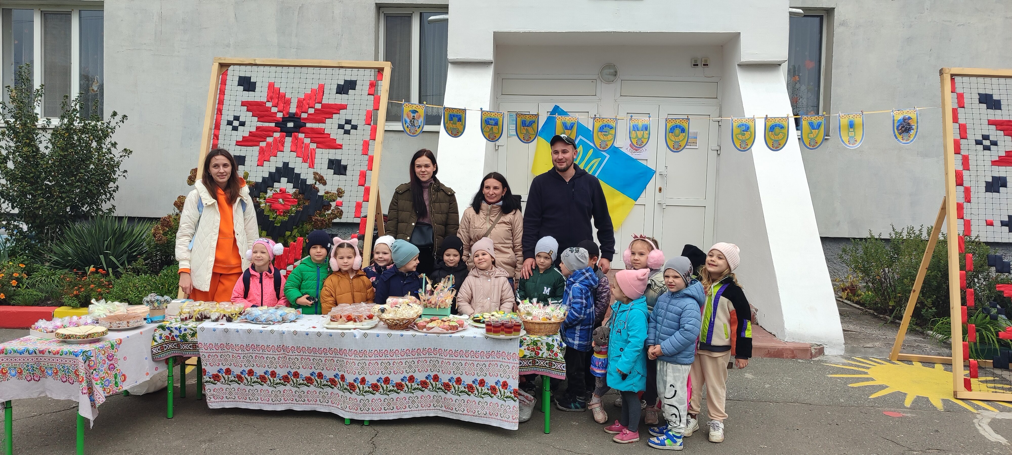 Традиційна благодійна ярмарка у "Намистинці" на підтриму ЗСУ